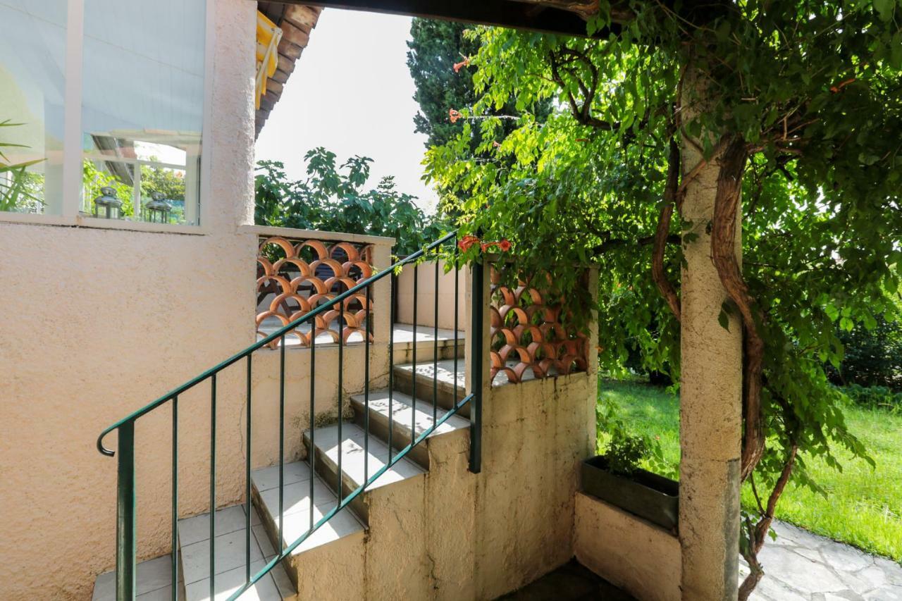 Reve De Provence Villa Avec Jardin Et Piscine フォルカルキエ エクステリア 写真